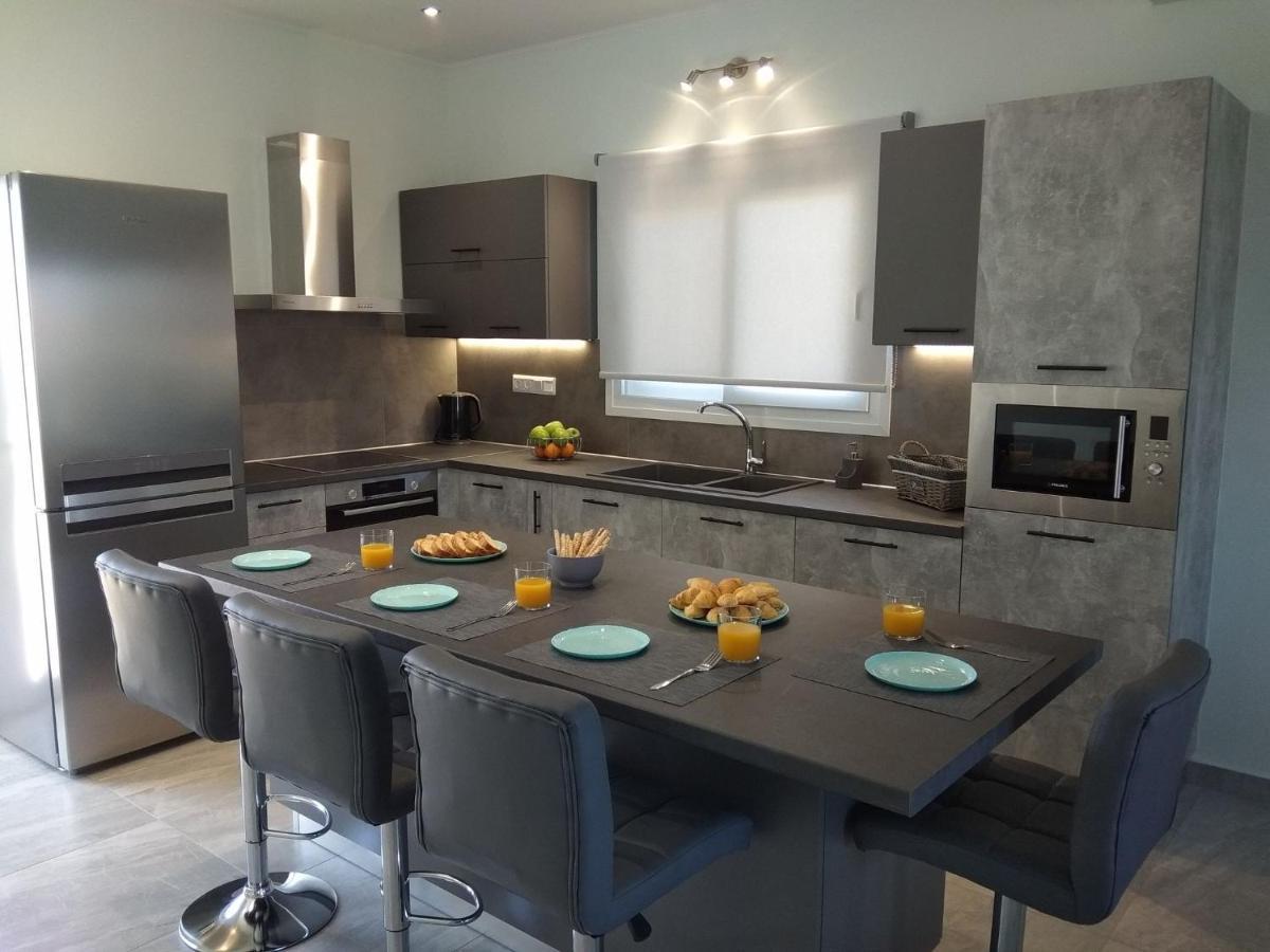 Spiridoula Luxury Villa Roda  Zewnętrze zdjęcie